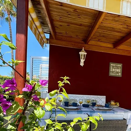 Beach Cottage * Μασπαλόμας