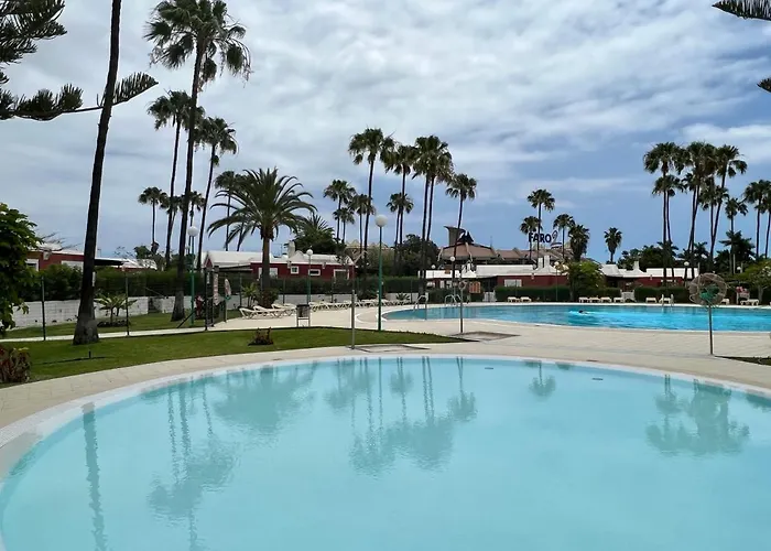 Beach Cottage * 마스팔로마스